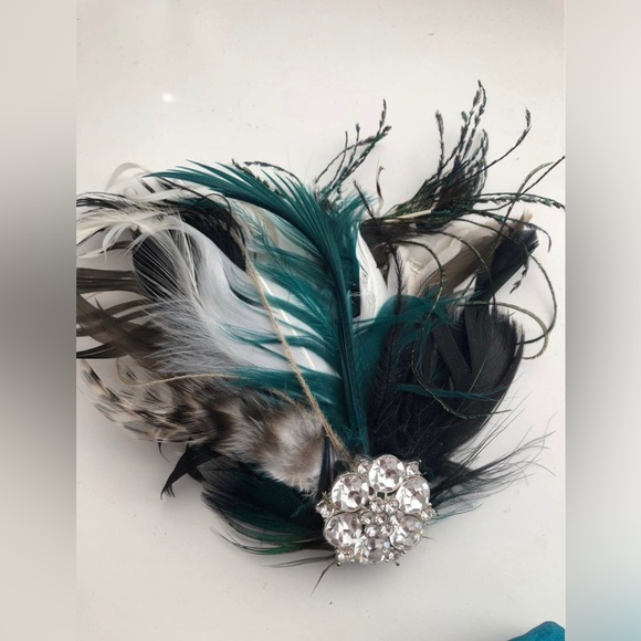 Custom wedding accessories - Picture 6 of 7